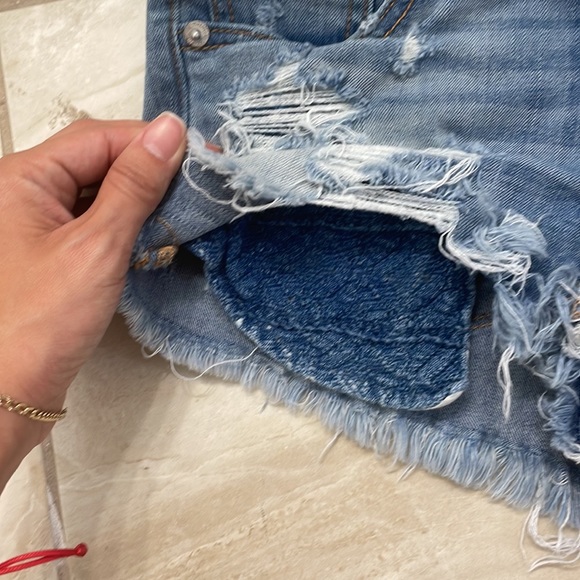 Shorts - Picture 3 of 3